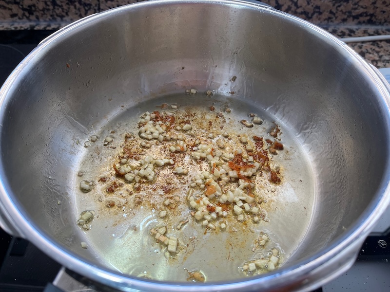 Sofreímos los ajos